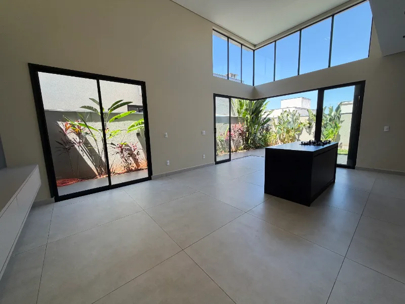 Casa de 3 Suítes à Venda no Condomínio Village Provence – Zona Sul — foto 5